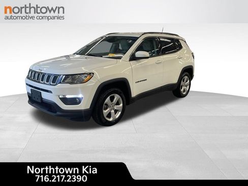 Used 2020 Jeep Compass Latitude w/ Cold Weather Group AWD/4WD image 1