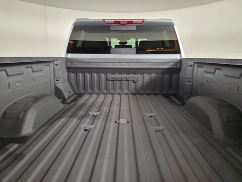 Used 2024 GMC Sierra 2500 AT4 w/ AT4 Premium Plus Package image 32