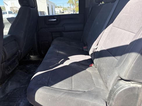 Certified 2023 GMC Sierra 2500 Pro w/ Convenience Package image 9