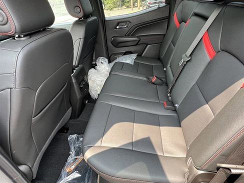 New 2026 Chevrolet Colorado Z71 w/ Technology Package image 17