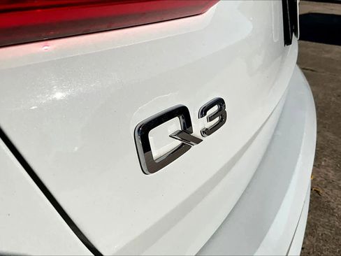 Used 2019 Audi Q3 2.0T Premium Plus image 29
