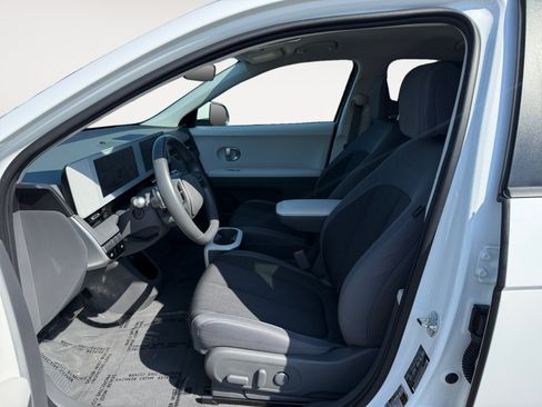 Used 2024 Hyundai Ioniq 5 SE RWD image 10