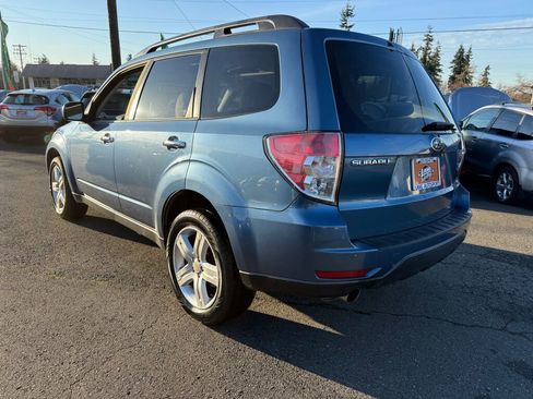 Used 2009 Subaru Forester 2.5X Limited w/ Popular Equipment Group 4A image 3
