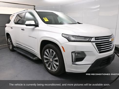 Used 2023 Chevrolet Traverse Premier image 5