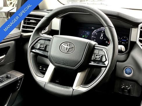 Used 2023 Toyota Tundra Limited AWD/4WD image 30