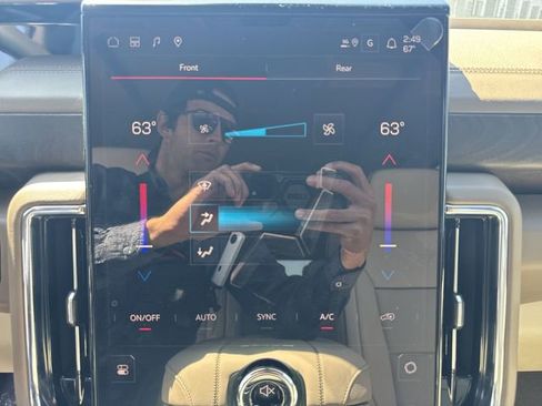New 2026 GMC Yukon XL Denali w/ Denali Reserve Package AWD/4WD image 19