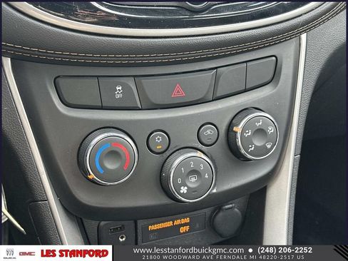 Used 2020 Chevrolet Trax LS FWD image 29