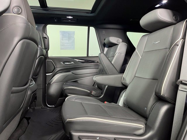 Used 2023 Cadillac Escalade Sport w/ LPO, ONYX Package AWD/4WD image 37