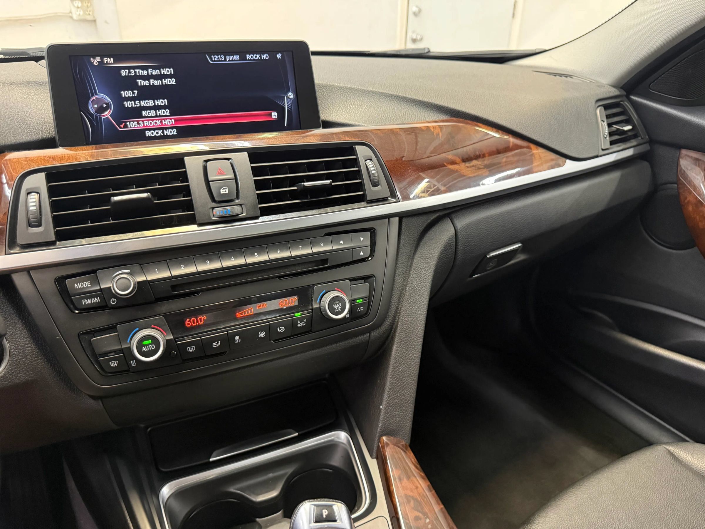 Used 2015 BMW 328i Sedan RWD image 14
