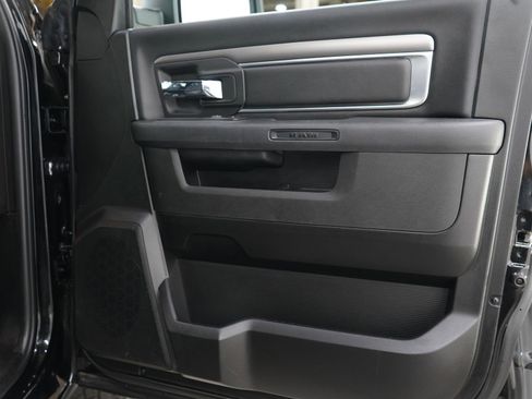 Used 2022 RAM 1500 Classic Warlock w/ Electronics Group image 9