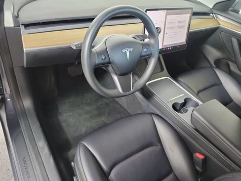 Used 2023 Tesla Model 3 Standard Range RWD image 10
