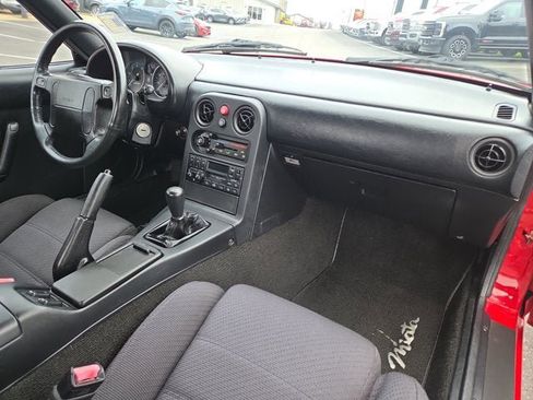 Used 1990 MAZDA MX-5 Miata image 12