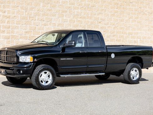 Used 2004 Dodge Ram 2500 Truck SLT w/ Sport Appearance Group AWD/4WD image 7