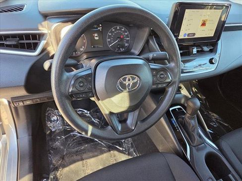 Used 2023 Toyota Corolla LE image 10