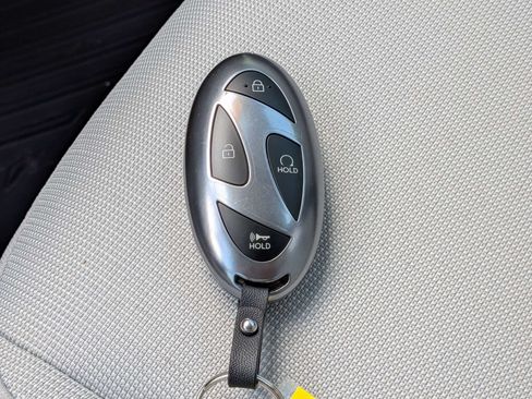 Used 2025 Hyundai Kona SEL FWD image 27