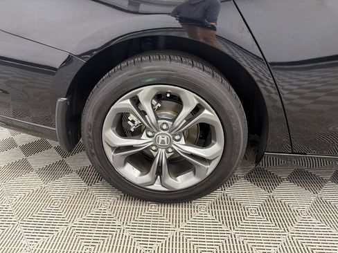 Used 2023 Honda Accord EX-L image 19