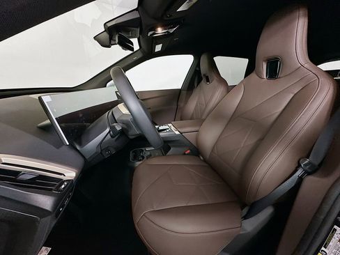 Used 2026 BMW iX xDrive45 w/ Premium Package image 16