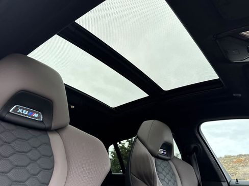 Used 2024 BMW X6 M Competition w/ Executive Package image 18