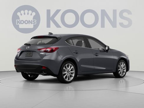 Used 2015 MAZDA MAZDA3 s Grand Touring w/ Technology Package FWD image 4