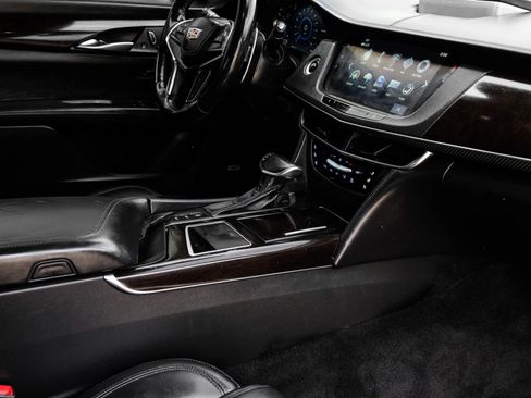 Used 2018 Cadillac CT6 Platinum image 28