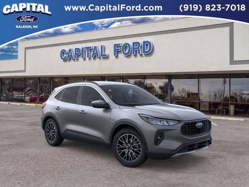 New 2025 Ford Escape SE FWD image 7