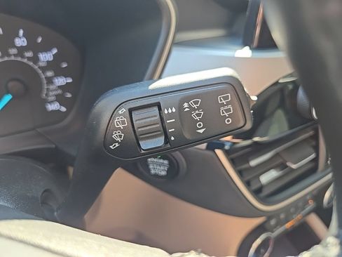Used 2022 Ford Escape SE w/ Convenience Package FWD image 40