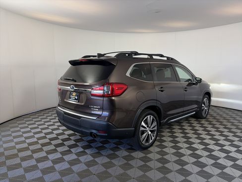 Used 2019 Subaru Ascent Limited w/ Popular Package #3 AWD/4WD image 11