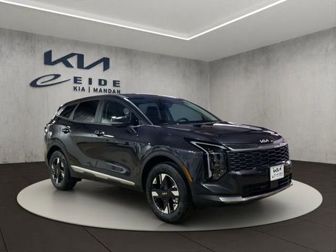 New 2026 Kia Sportage LX image 7