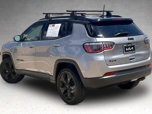 Used 2019 Jeep Compass Latitude AWD/4WD image 4