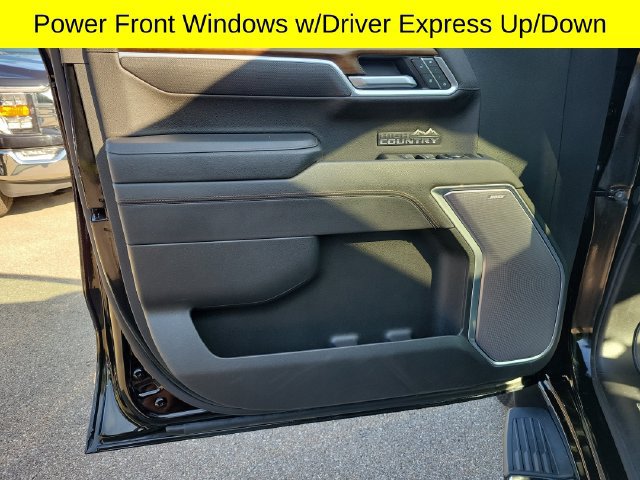 Used 2025 Chevrolet Silverado 1500 High Country AWD/4WD image 21