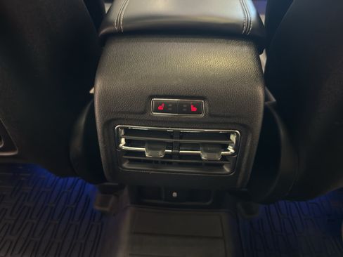 Used 2021 Lincoln Corsair Reserve AWD/4WD image 28