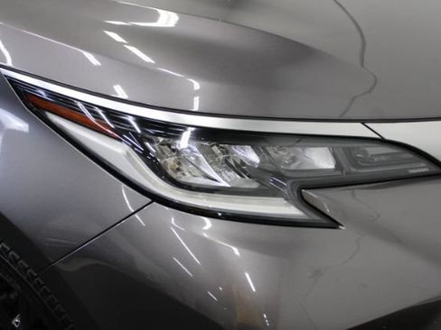 Used 2022 Toyota Sienna XSE w/ XSE Plus Package FWD image 6