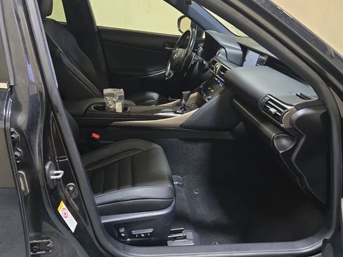 Used 2017 Lexus IS 300 F Sport w/ F Sport Package AWD/4WD image 15