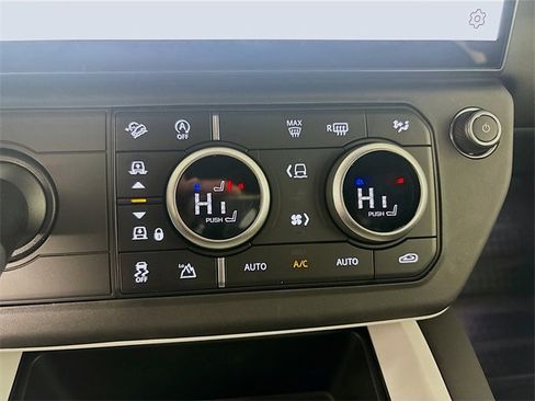 New 2026 Land Rover Defender 110 S image 17