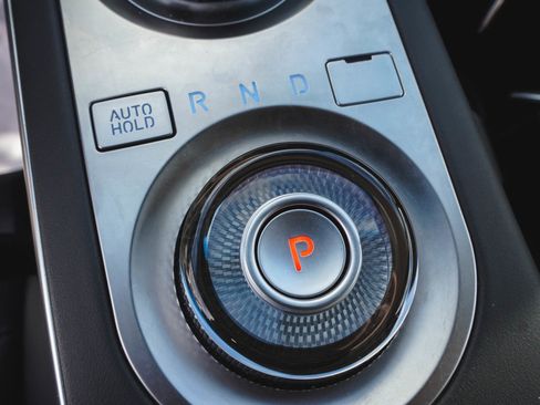 Used 2025 Genesis GV70 2.5T image 30