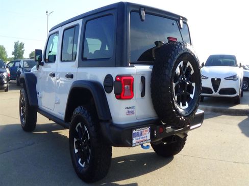Certified 2025 Jeep Wrangler Unlimited Rubicon 4xe w/ Safety Group AWD/4WD image 8