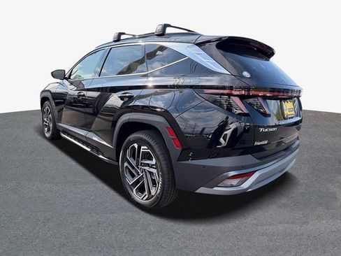 New 2026 Hyundai Tucson Limited AWD/4WD image 2