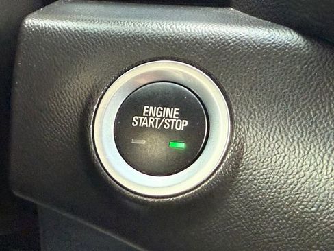 Certified 2024 GMC Terrain SLE w/ Driver Convenience Package image 15