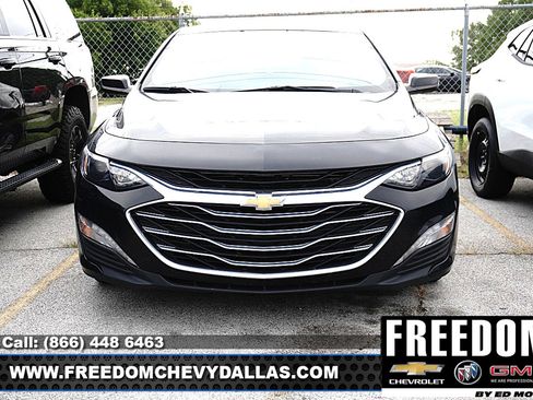 Used 2024 Chevrolet Malibu LT FWD image 3