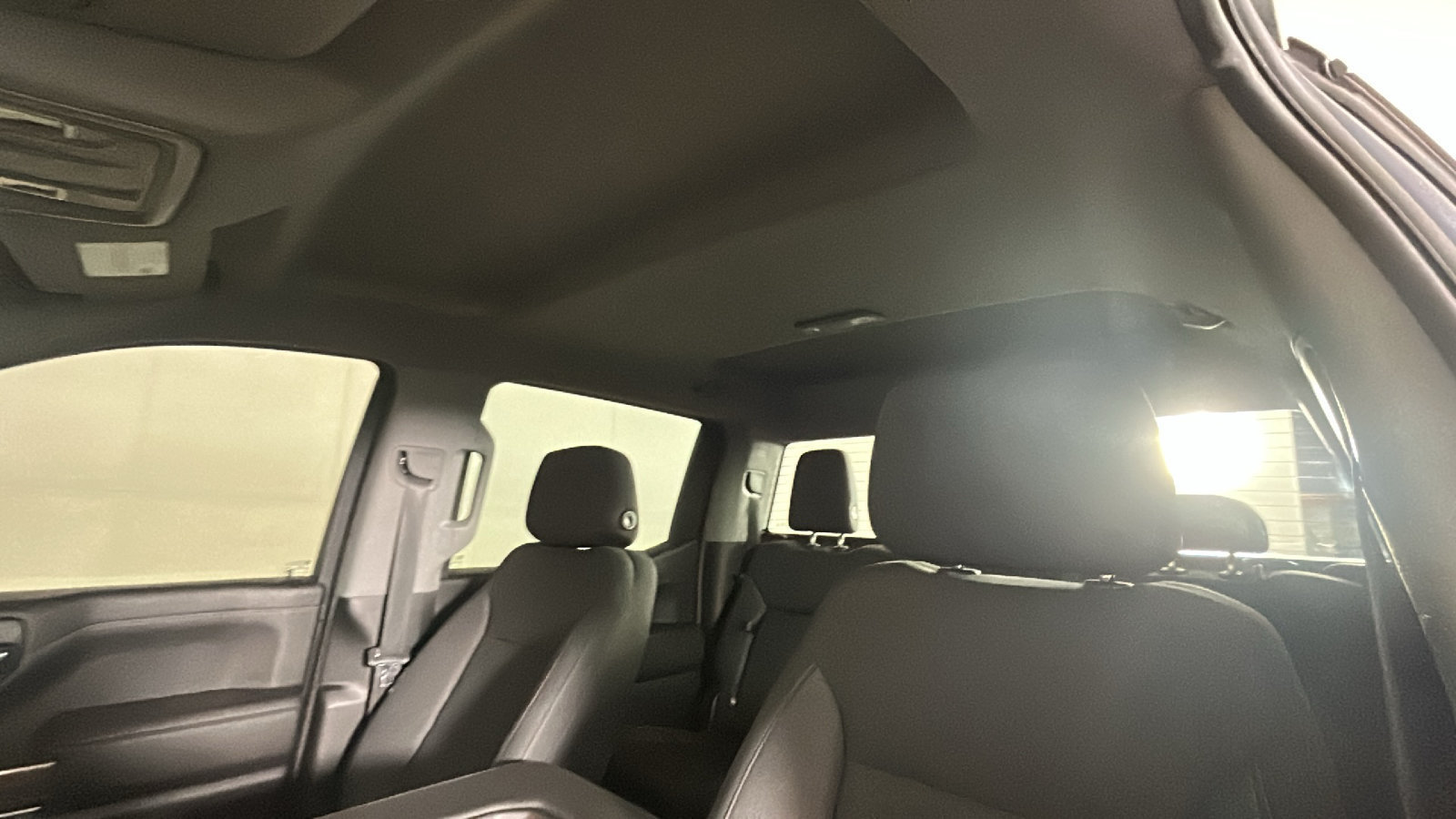 Used 2020 Chevrolet Silverado 1500 LT Trail Boss w/ Convenience Package AWD/4WD image 16