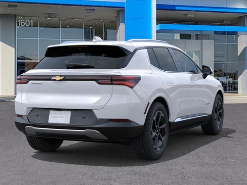 New 2025 Chevrolet Equinox EV LT FWD image 4