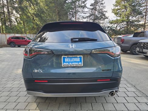 Certified 2025 Honda HR-V Sport image 6