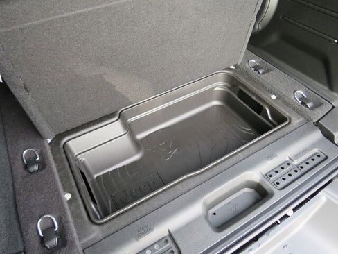 New 2023 Jeep Wrangler Rubicon w/ Steel Bumper Group image 36