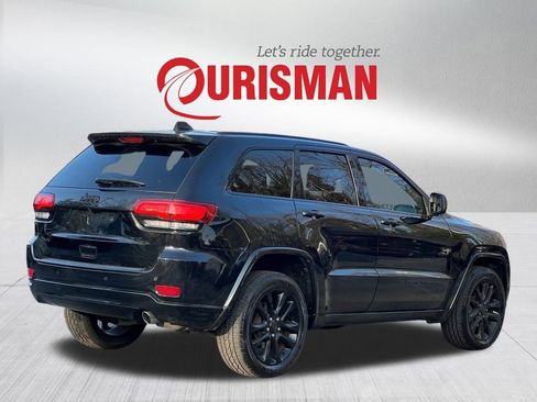 Used 2018 Jeep Grand Cherokee Altitude image 4
