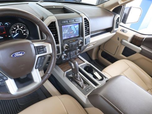 Used 2020 Ford F150 Lariat w/ Equipment Group 502A Luxury AWD/4WD image 41