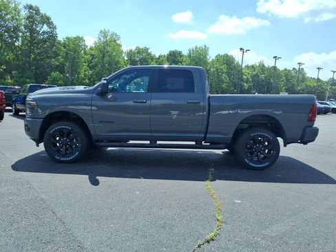 New 2026 RAM 2500 Laramie w/ Night Edition AWD/4WD image 4