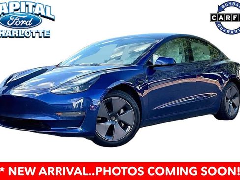 Used 2021 Tesla Model 3 Standard Range Plus RWD image 2