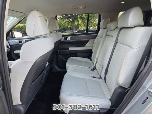 Used 2024 Hyundai Santa Fe SEL AWD/4WD image 10