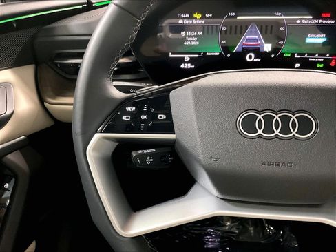 Certified 2025 Audi Q5 Premium w/ Convenience Package AWD/4WD image 19
