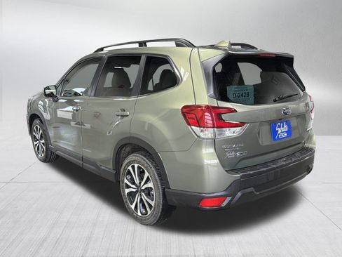 Used 2020 Subaru Forester Limited image 5
